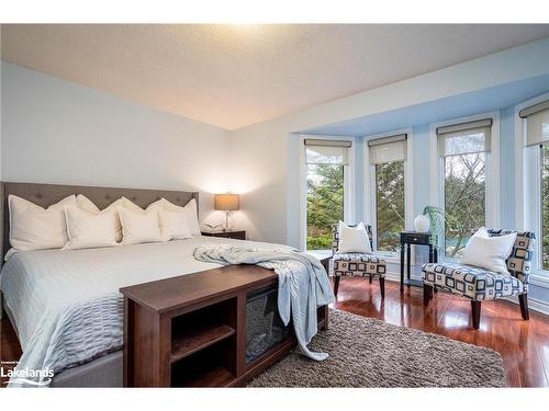 25 Starboard Road, Collingwood, ON - Indoor Photo Showing Bedroom