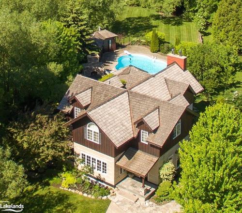 118 Heritage Drive, The Blue Mountains, ON - Outdoor With In Ground Pool