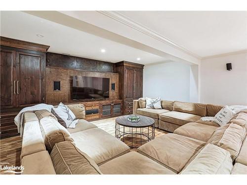 118 Heritage Drive, The Blue Mountains, ON - Indoor Photo Showing Living Room