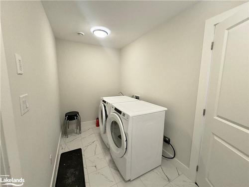 113 Courtland Street, The Blue Mountains, ON - Indoor Photo Showing Laundry Room