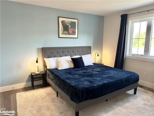 113 Courtland Street, The Blue Mountains, ON - Indoor Photo Showing Bedroom