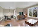 7-39 Southbank Drive, Bracebridge, ON  - Indoor Photo Showing Living Room 