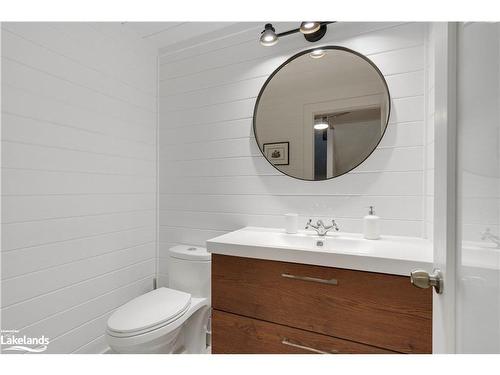 7-39 Southbank Drive, Bracebridge, ON - Indoor Photo Showing Bathroom