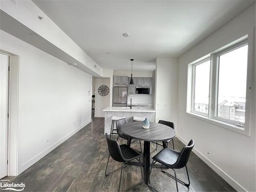 407-20 Beckwith Lane, The Blue Mountains, ON - Indoor Photo Showing Dining Room