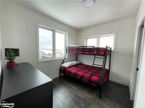 407-20 Beckwith Lane, The Blue Mountains, ON - Indoor Photo Showing Bedroom