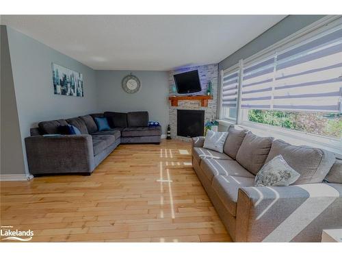 53 38Th Street, Wasaga Beach, ON - Indoor Photo Showing Living Room With Fireplace