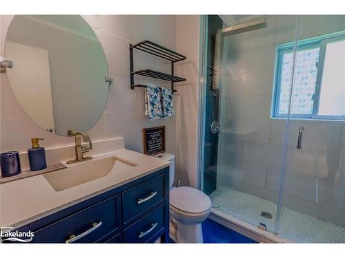 53 38Th Street, Wasaga Beach, ON - Indoor Photo Showing Bathroom