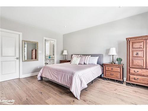 126 West Ridge Drive, The Blue Mountains, ON - Indoor Photo Showing Bedroom