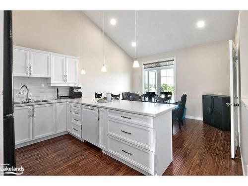 7-24 Albery Court, Meaford, ON - Indoor Photo Showing Kitchen