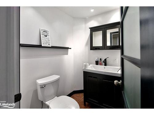 7-24 Albery Court, Meaford, ON - Indoor Photo Showing Bathroom