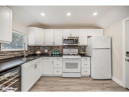 35 Arbor Road, Tiny, ON - Indoor Photo Showing Kitchen With Double Sink