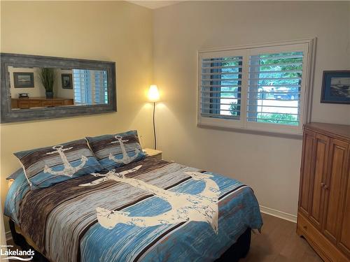 432 Mariners Way, Collingwood, ON - Indoor Photo Showing Bedroom