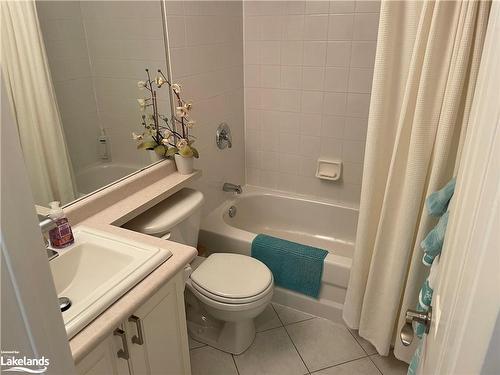 432 Mariners Way, Collingwood, ON - Indoor Photo Showing Bathroom