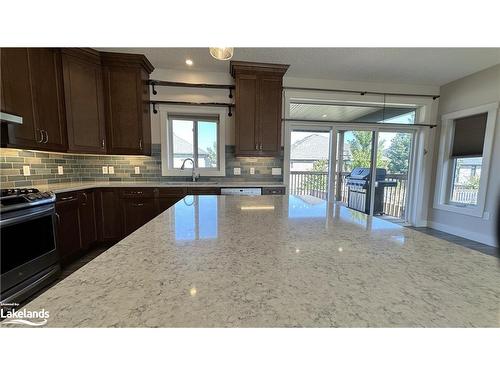 429 Buckby Lane, Port Elgin, ON - Indoor Photo Showing Kitchen With Upgraded Kitchen