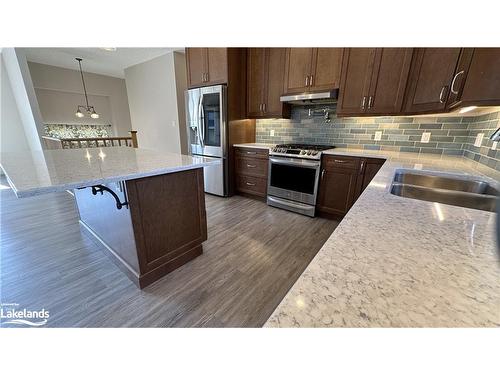 429 Buckby Lane, Port Elgin, ON - Indoor Photo Showing Kitchen With Double Sink With Upgraded Kitchen