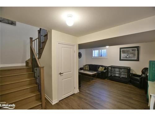 20 Bianca Crescent, Wasaga Beach, ON - Indoor Photo Showing Other Room