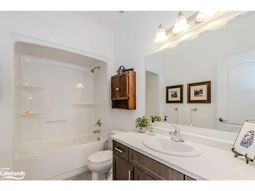 51 Selkirk Drive, Huntsville, ON - Indoor Photo Showing Bathroom