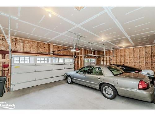 51 Selkirk Drive, Huntsville, ON - Indoor Photo Showing Garage