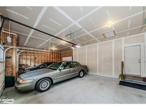 51 Selkirk Drive, Huntsville, ON - Indoor Photo Showing Garage