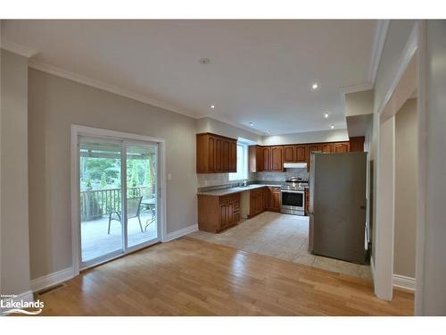 243 River Road East, Wasaga Beach, ON - Indoor Photo Showing Kitchen