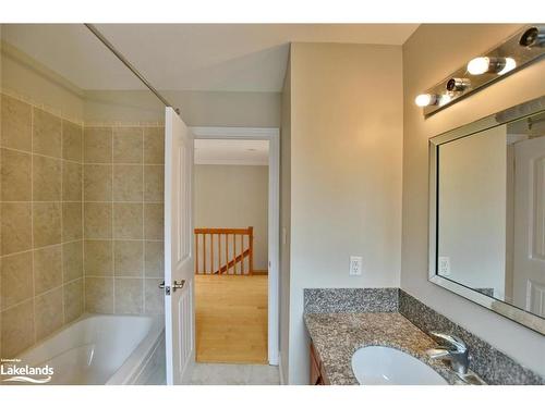 243 River Road East, Wasaga Beach, ON - Indoor Photo Showing Bathroom