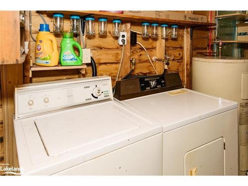 1017 Dungannon Drive, Minden Hills, ON - Indoor Photo Showing Laundry Room