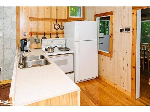 1017 Dungannon Drive, Minden Hills, ON - Indoor Photo Showing Kitchen With Double Sink