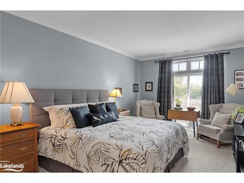 104-140 Cedar Island Road, Orillia, ON - Indoor Photo Showing Bedroom