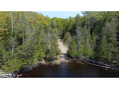 0 Between Lakes Trail, Haliburton, ON 