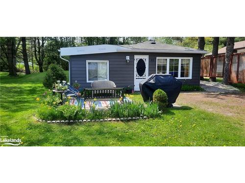 48 Bayside Avenue, Tay, ON - Outdoor