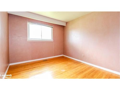 208 Kenneth Avenue, Barrie, ON - Indoor Photo Showing Other Room