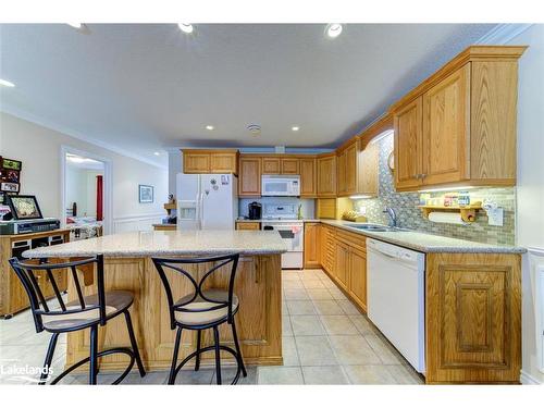 41 Meadow Lane, Wasaga Beach, ON - Indoor Photo Showing Kitchen With Double Sink