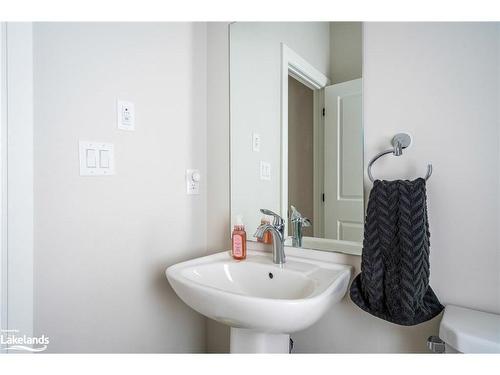 104 Black Willow Crescent, The Blue Mountains, ON - Indoor Photo Showing Bathroom