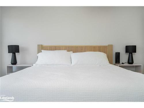 104 Black Willow Crescent, The Blue Mountains, ON - Indoor Photo Showing Bedroom