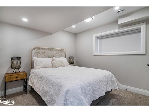 104 Black Willow Crescent, The Blue Mountains, ON - Indoor Photo Showing Bedroom