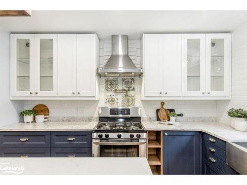 44 Stroud Crescent, Wasaga Beach, ON - Indoor Photo Showing Kitchen