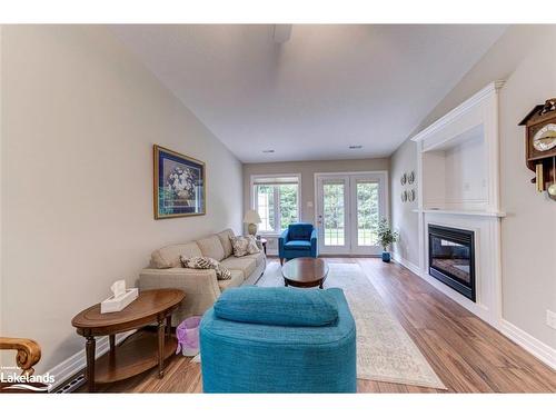 38 Clover Crescent, Wasaga Beach, ON - Indoor Photo Showing Living Room With Fireplace