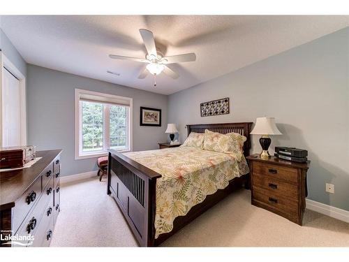 38 Clover Crescent, Wasaga Beach, ON - Indoor Photo Showing Bedroom