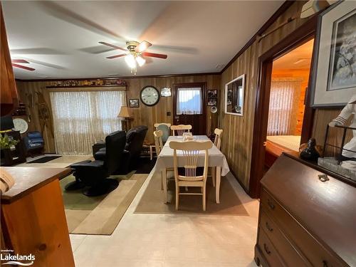 345 Doe Lake Rd Road, Armour, ON - Indoor Photo Showing Dining Room