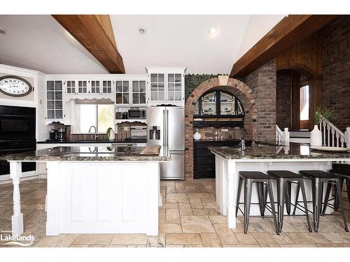 467370 12Th Concession B Road, Grey Highlands, ON - Indoor Photo Showing Kitchen