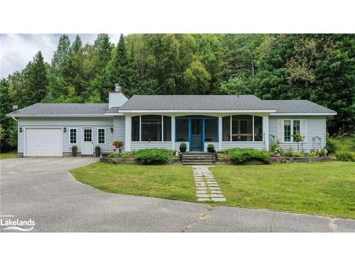 103 Old Centurian Road, Huntsville, ON - Outdoor With Facade