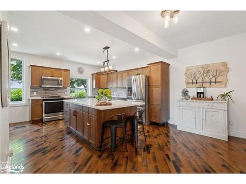 2605 42 County Road, Clearview, ON - Indoor Photo Showing Kitchen With Stainless Steel Kitchen