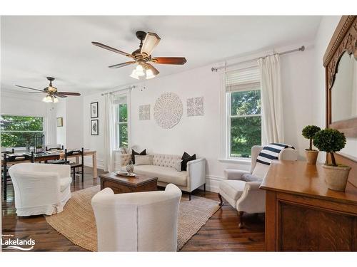 2605 42 County Road, Clearview, ON - Indoor Photo Showing Living Room