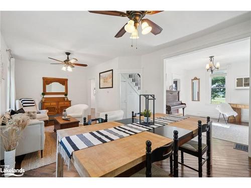 2605 42 County Road, Clearview, ON - Indoor Photo Showing Dining Room