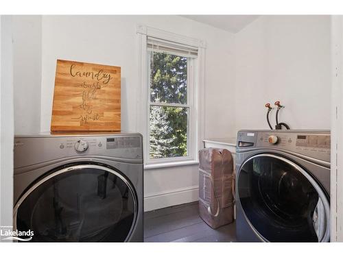 2605 42 County Road, Clearview, ON - Indoor Photo Showing Laundry Room