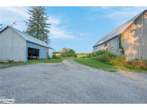 2605 42 County Road, Clearview, ON - Outdoor