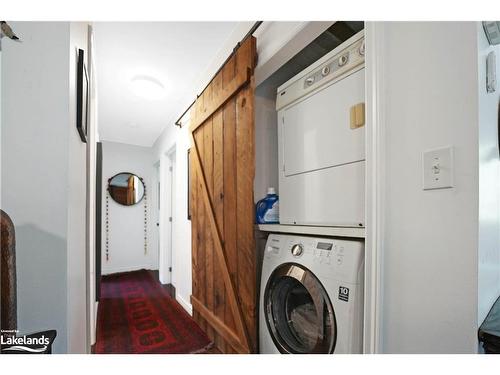 1358 North Shore Road, Haliburton, ON - Indoor Photo Showing Laundry Room