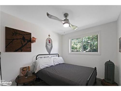 1358 North Shore Road, Haliburton, ON - Indoor Photo Showing Bedroom