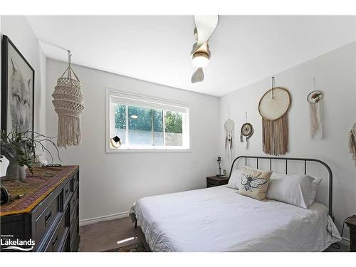 1358 North Shore Road, Haliburton, ON - Indoor Photo Showing Bedroom