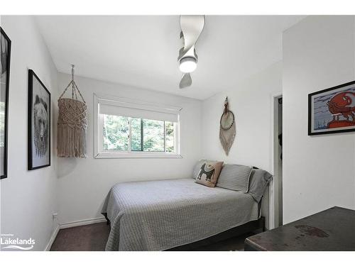 1358 North Shore Road, Haliburton, ON - Indoor Photo Showing Bedroom